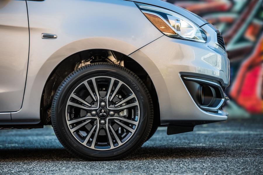 Колеса Mitsubishi Mirage GT 2016 года  (NA) (фото 21 из 29)